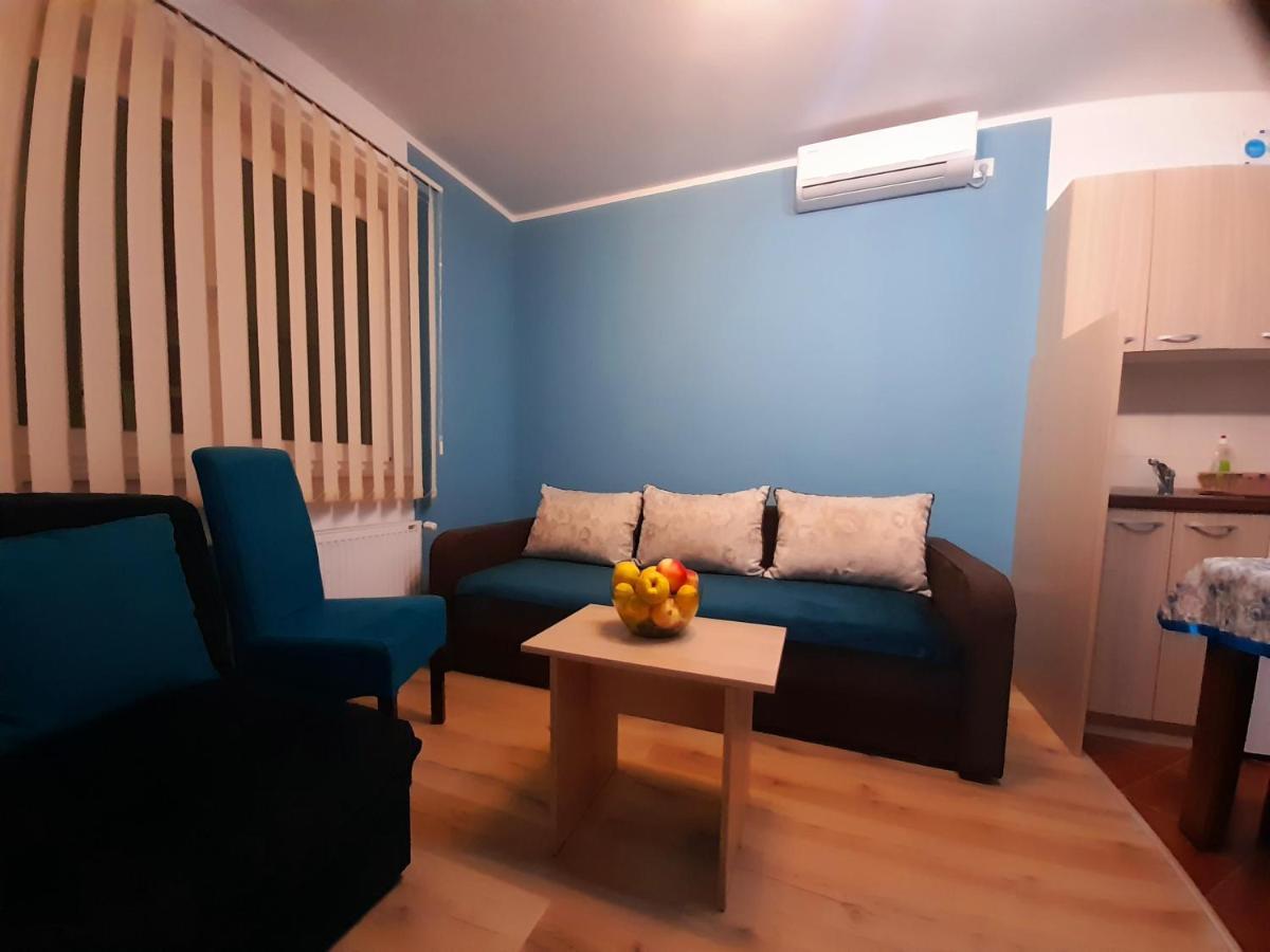 Kety Apartments Kragujevac Zimmer foto