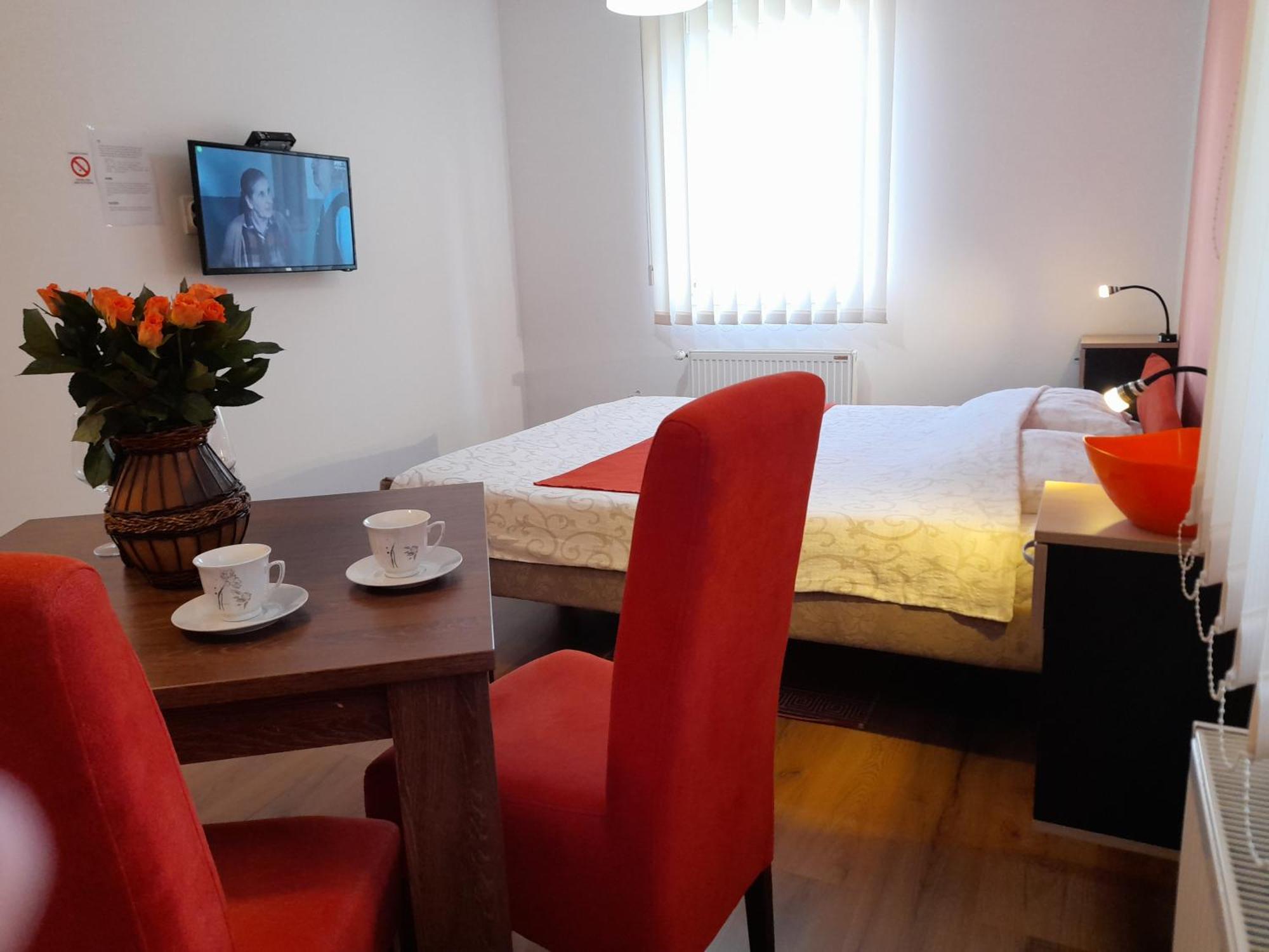 Kety Apartments Kragujevac Zimmer foto